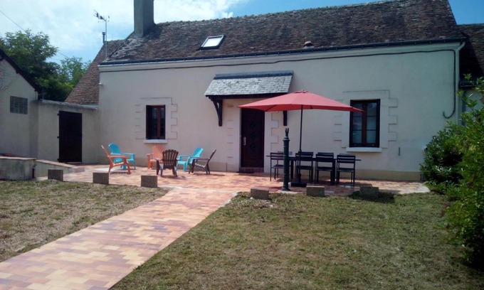 Artannes-sur-Indre House | GITE LA GRANDE AVALOUX