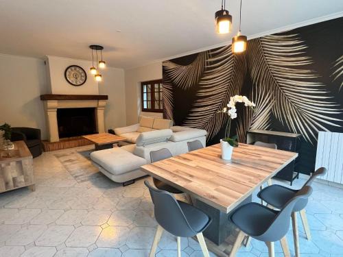 Amboise House | Gite la Plume