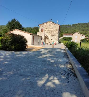 Gagnieres Apartment | Gite Lavandin du Mas de la Chataigneraie location de vacances dans le Gard