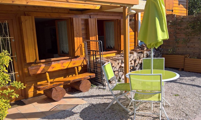 Collonges-sous-Saleve Apartment | GITE LE JURA | COLLONGES-SOUS-SALÈVE | 5 MINUTES FROM GENEVA
