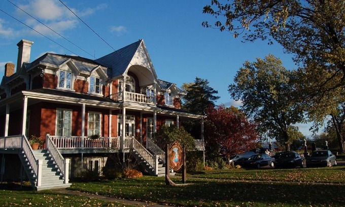 Roberval Bed & Breakfast | Gite les 2 Soeurs