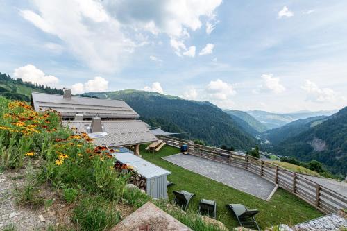 La Giettaz Ski Chalet | Gite Les Clapières
