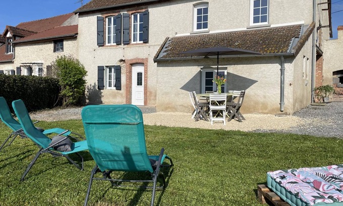 Louchy-Montfand Cottage | Gite Louchy-Montfand, 2 bedrooms, 4 persons