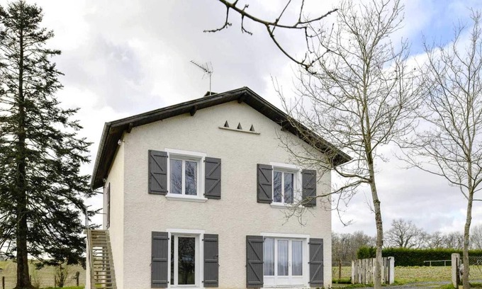 Mugron House | Gite Mugron, 4 bedrooms, 8 persons