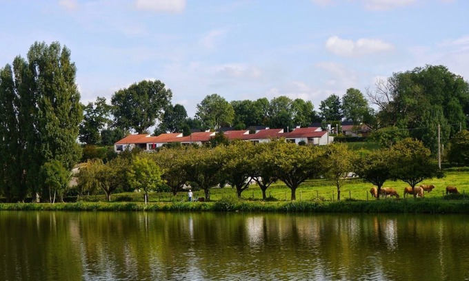 Verruyes House | GITE N ° 11/12 WITHIN A VILLAGE OF GITE WITH SWIMMING POOL AND JACUZZI
