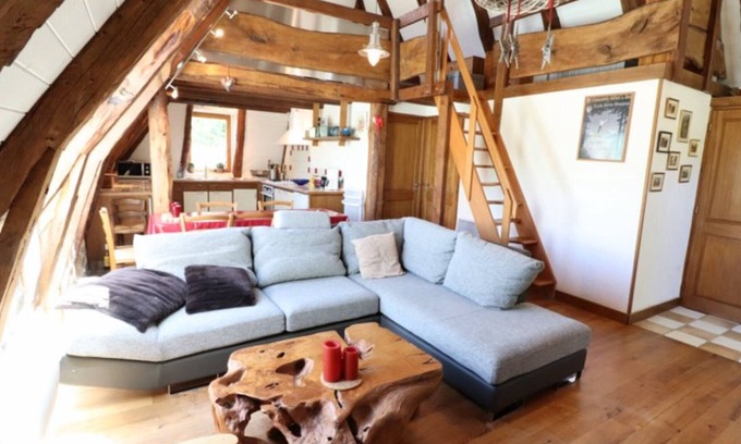 Saint-Jacques-des-Blats Cottage | Gite Saint-Jacques-des-Blats, 2 bedrooms, 4 persons