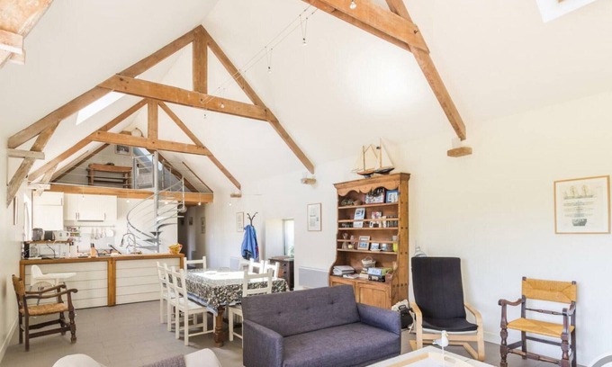 Saint-Vaast-la-Hougue Cottage | Gite Saint-Vaast-la-Hougue, 3 bedrooms, 5 persons