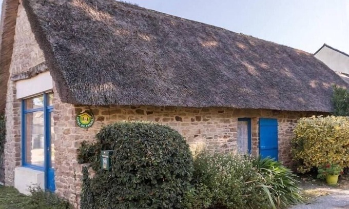 Saint-Lyphard Cottage | Gite Saint-Lyphard, 2 bedrooms, 4 persons