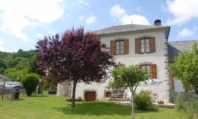 Sainte-Eulalie Cottage | Gite Sainte-Eulalie, 5 bedrooms, 9 persons