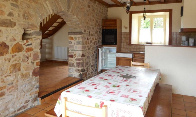 Teurtheville-Hague Cottage | Gite Teurthéville-Hague, 2 bedrooms, 5 persons