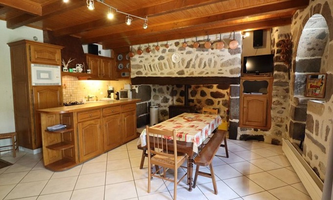 Thiezac Cottage | Gite Thiézac, 2 bedrooms, 4 persons