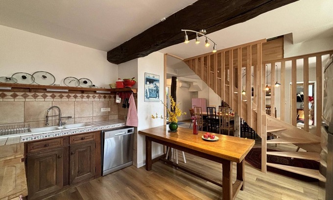Trezelles Cottage | Gite Trézelles, 5 bedrooms, 12 persons