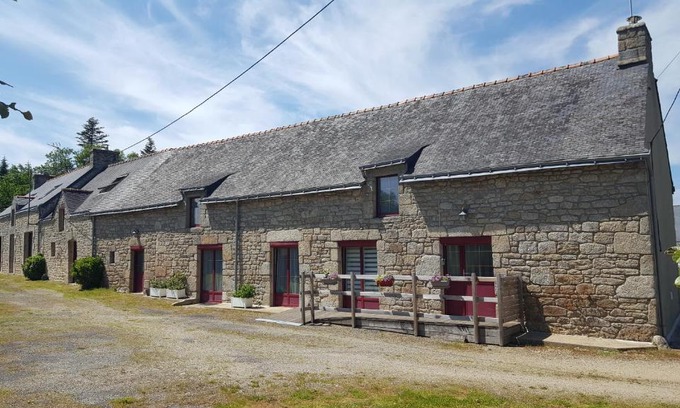 Quistinic House | Gite Ty Prawine, au calme dans une longere accueillante