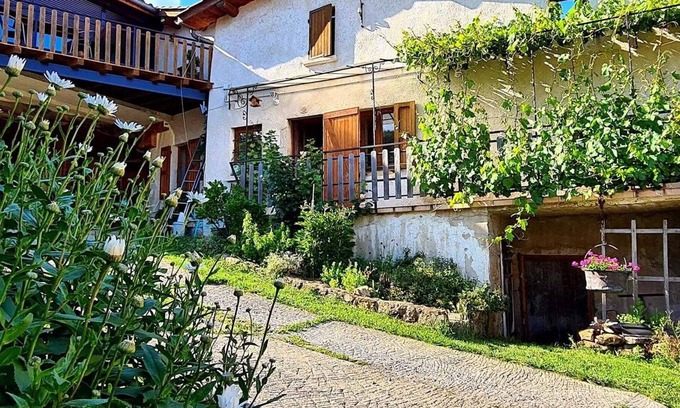Veranne Cottage | Gite Véranne, 2 bedrooms, 4 persons