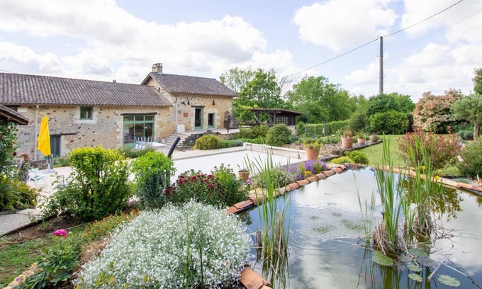 Veyrines-de-Vergt Cottage | Gite Veyrines-de-Vergt, 2 bedrooms, 4 persons