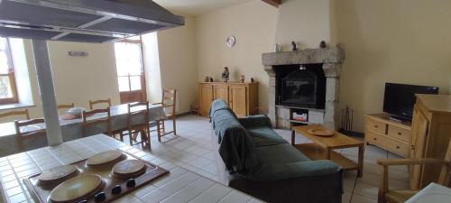 Laval-Atger House | Gites de france a tresbos
