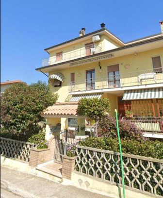 Monteprandone Apartment | Glam House