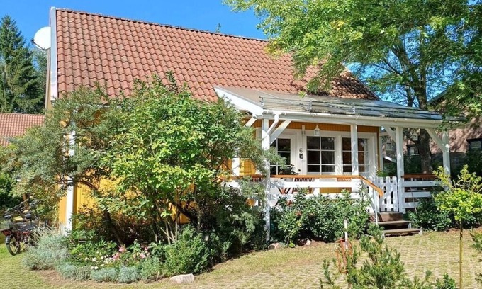 Warin House | Glammseehaus Ulla Comfortable holiday residence