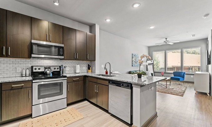 Loring Heights Apartment | Glamorous 1BR APT in Atlantic Station