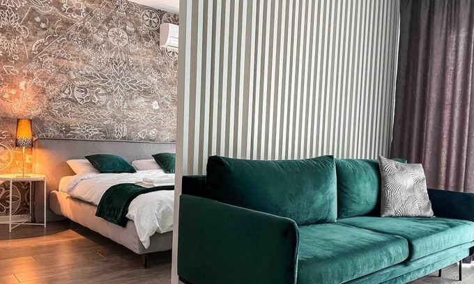 Aviatiei Apartment | Glamorous 1BR condo w/free parking