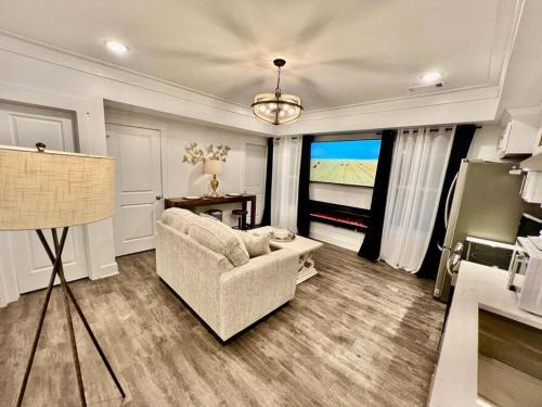 Gainesville House | Glamorous Hideaway