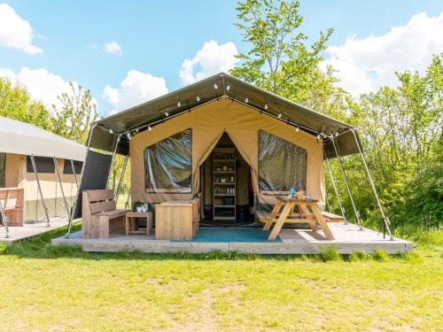 Zelhem Other | Glamping by the Water in Zelhem