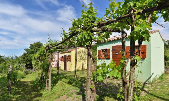 Koper Ski Chalet | Glamping Green Istria Tiny Houses