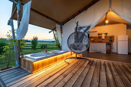 Metlika Other | Glamping Kolpa Resort
