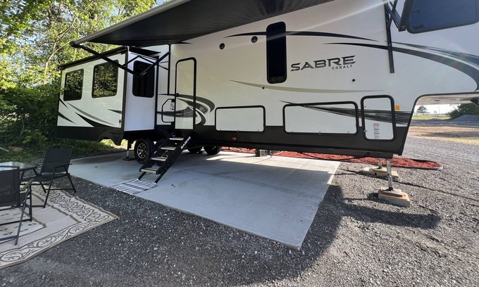 Cadiz RV Rental | Glamping on Lake Barkley