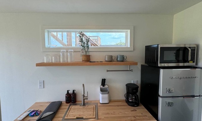 Smithville House | Glamping on the Lower Colorado