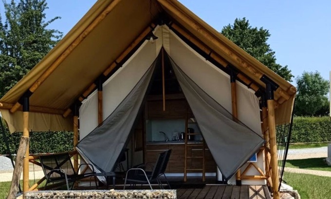 Houthem House | Glampingtent Papilio 4+2 by Interhome