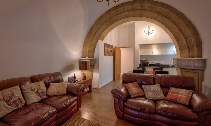 Fort Augustus Apartment | Glen Affric Apartment in Loch Ness