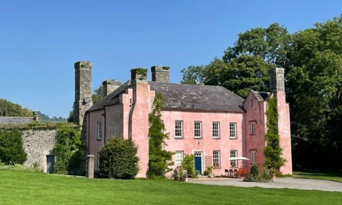 Glen of Aherlow Other | Glenbeg House A 1600 Jacobean Castle on a secluded Estate.