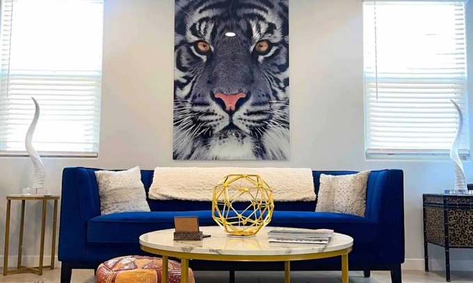 Glendale House | Glendale 1/2 mile walking distance to the stadium