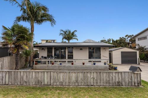 Ohope House | Glenhaven Hideaway - Ohope Beach Holiday Home