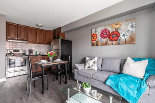 Rosedale Apartment | Glenview West Apartment with Patio - Near Downtown
