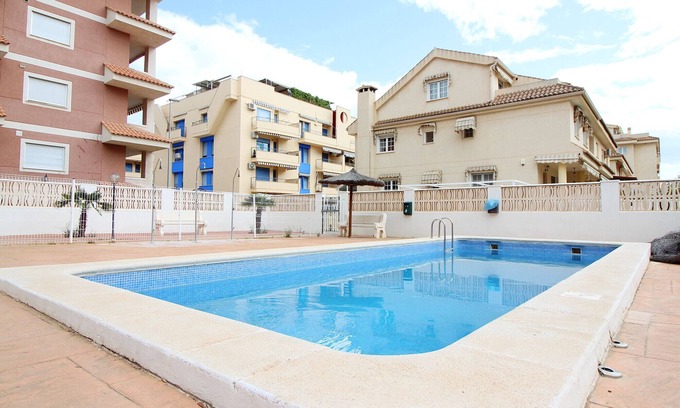 Canet de Berenguer Apartment | Global Properties: Studio for couples with pool in Canet beach