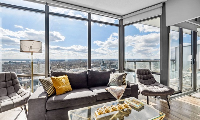 Bay Cloverhill Hotel | GLOBALSTAY. Burano Condos in Downtown Toronto