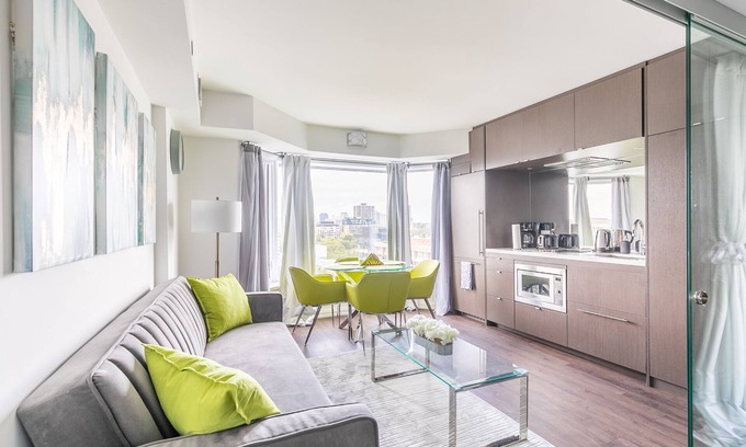 Bloor-Yorkville Condo | GLOBALSTAY. Forest 1bd+den in Yorkville 10 Floor