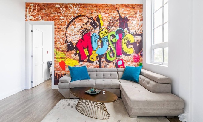 Kirkendall North Apartment | GLOBALSTAY . Grand 2Br Dundurn Loft Parking. Gym