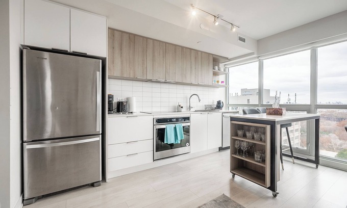 Flemingdon Park Apartment | GLOBALSTAY Modern Sonic Way Condos