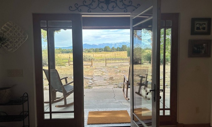 Hesperus House | Glorious Mountain Views at Setting Sun Ranch