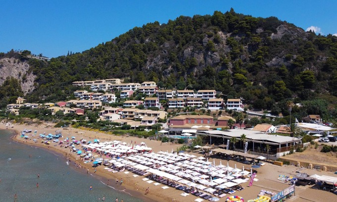 Glyfada Apartment | Glyfada Beach Escape, one of the closest to the beach & High Speed Internet