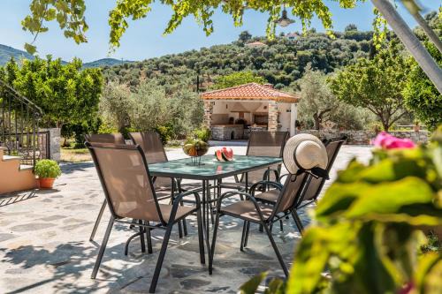 Skopelos House | Glyna House