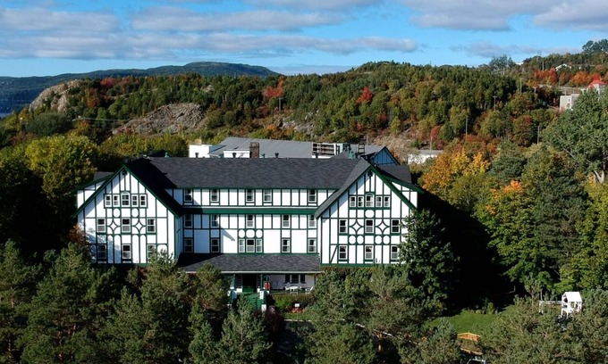 Corner Brook Hotel | Glynmill Inn