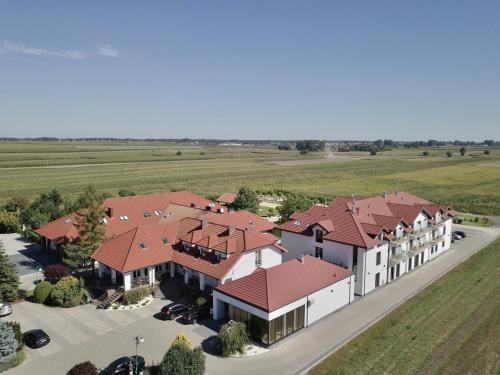 Uniejow Bed & Breakfast | Gościniec "Nad Wartą"