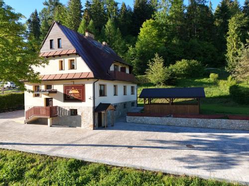 Kroscienko nad Dunajcem House | Gościniec Stara Szkoła