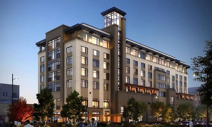 Fitzsimons Hotel | Go Hiking @ Flagstaff Mountain w/Impeccable Room Service, Near Aurora Top Spots