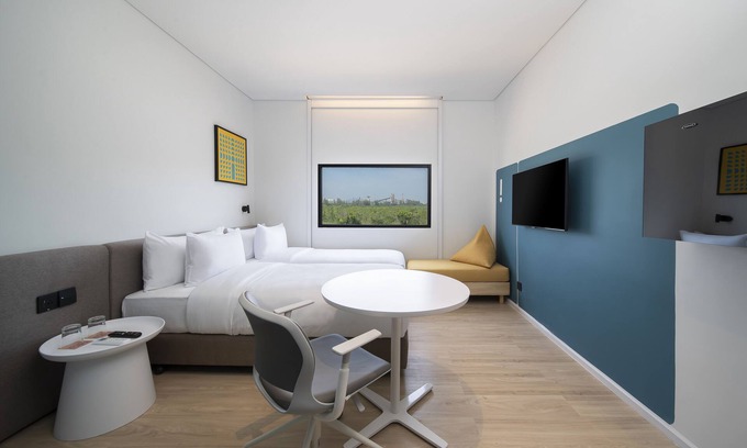 Si Racha Hotel | GO Hotel Bowin at Robinson Lifestyle