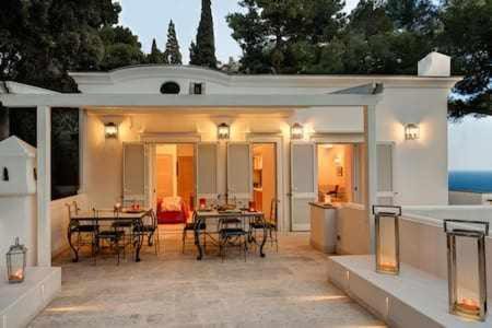 Marina Piccola Villa | GOCCE VILLAS - Villa Bouganvillea Superb Capri Villa with Views